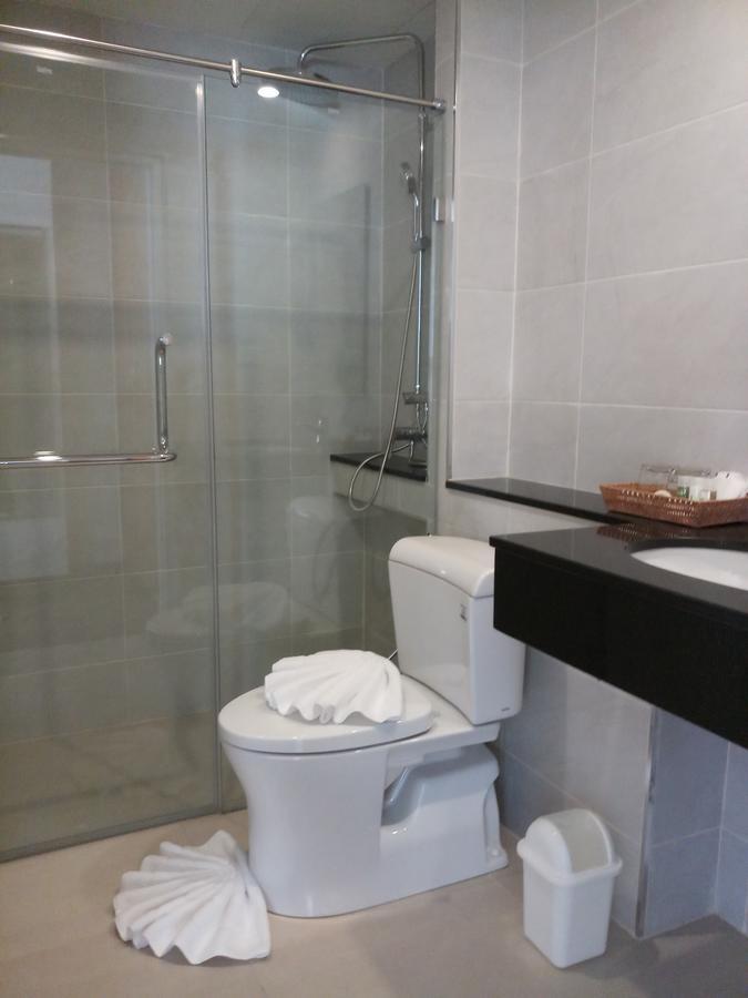 The Suites Apartment & Residence Patong Exterior photo